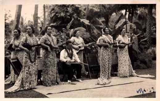 Hawaiian Women With Ukuleles RP