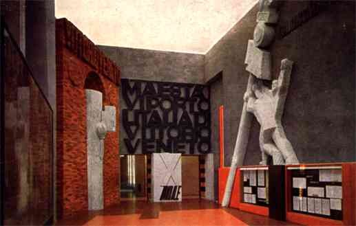 Statues Interior Futurism Display Italian