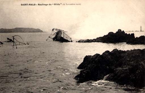 Saint-Malo Shipwreck of Hilda 1905 Lighthouse