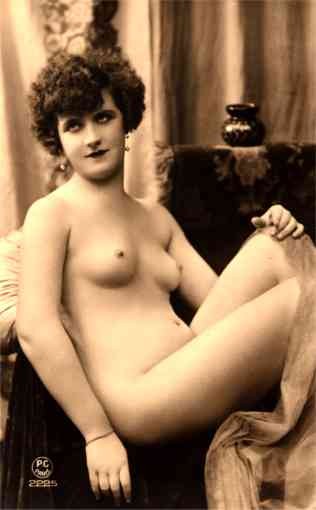 French Risque Nude Real Photo #905
